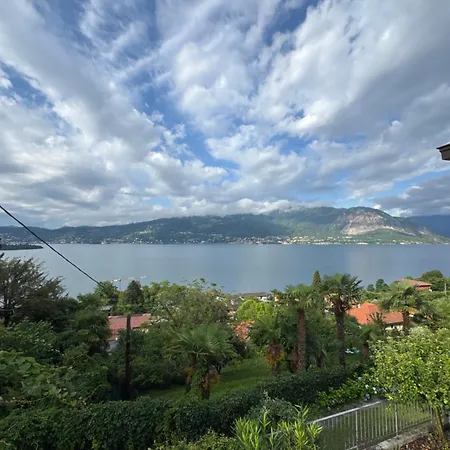 Vista Di Suna Apartment *